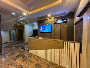 Prestine Apartments,,4 star