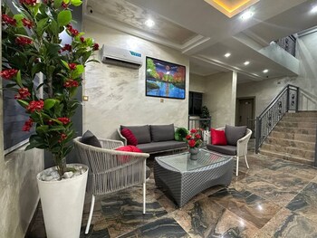 Prestine Apartments,,4 star