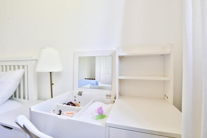 homely 5 bed house 15 mins to cardiff city