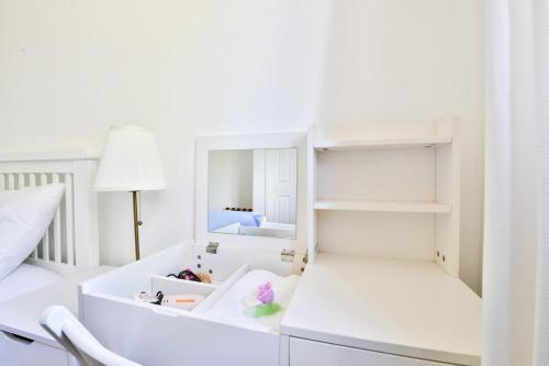 homely 5 bed house 15 mins to cardiff city