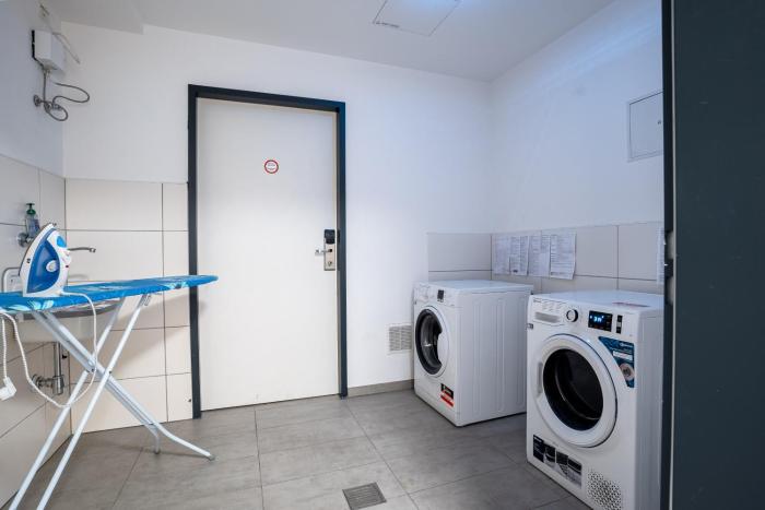we rooms shortstay