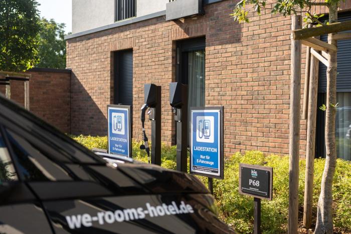 we rooms shortstay