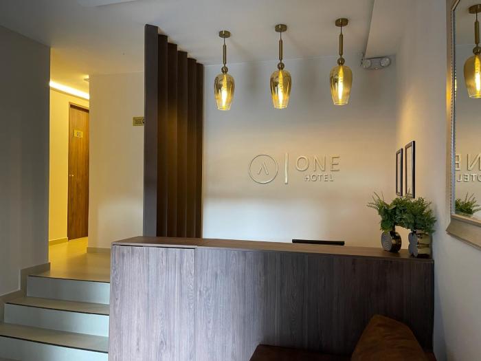 one apartments provenza