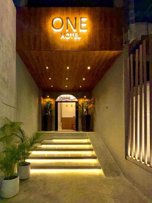 one apartments provenza