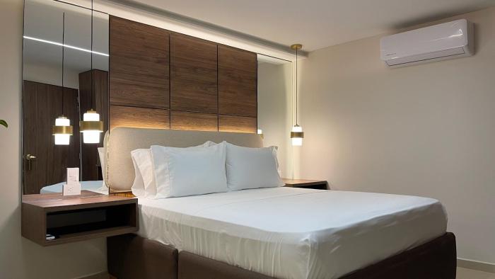 one apartments provenza