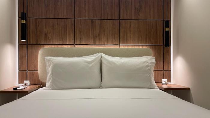 one apartments provenza
