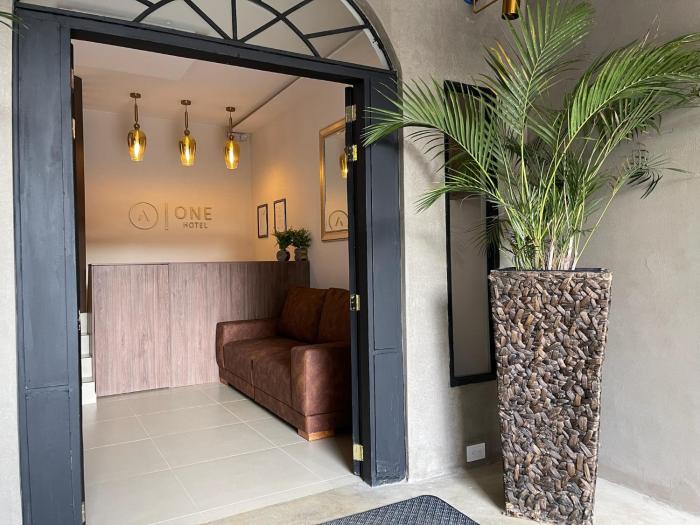 one apartments provenza