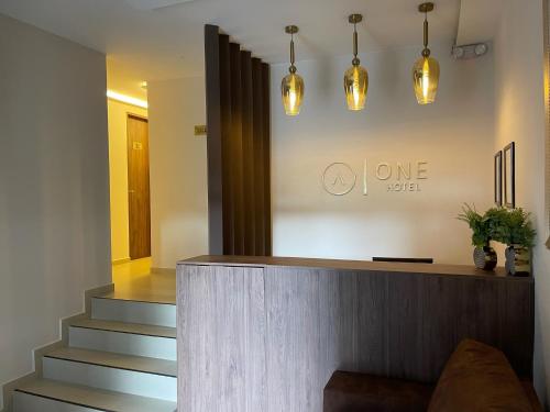 one apartments provenza