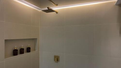 one apartments provenza