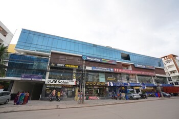 Madhura Luxury Hotel, Gachibowli Near Hitech City,,3 star