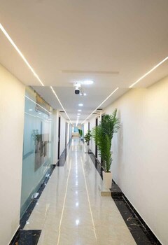 madhura luxury hotel gachibowli near hitech city