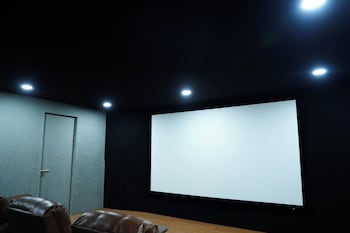 madhura luxury hotel gachibowli near hitech city