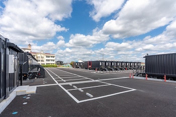 hotel r9 the yard kasama