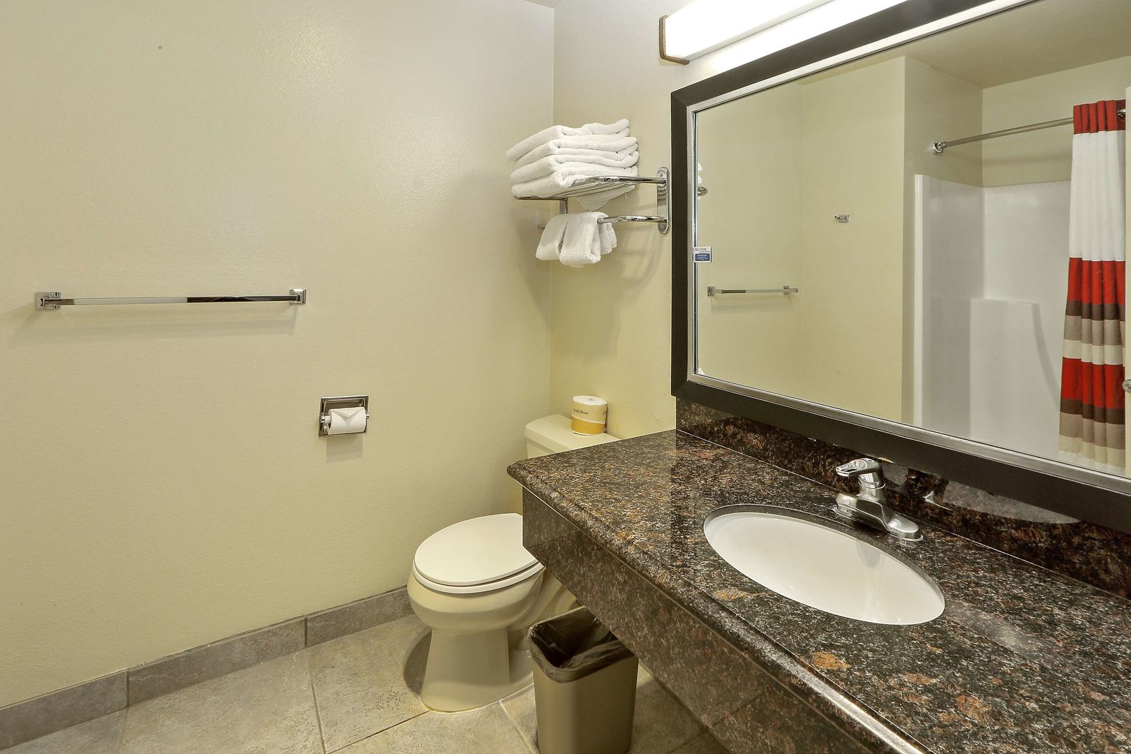 red roof inn and suites monterey