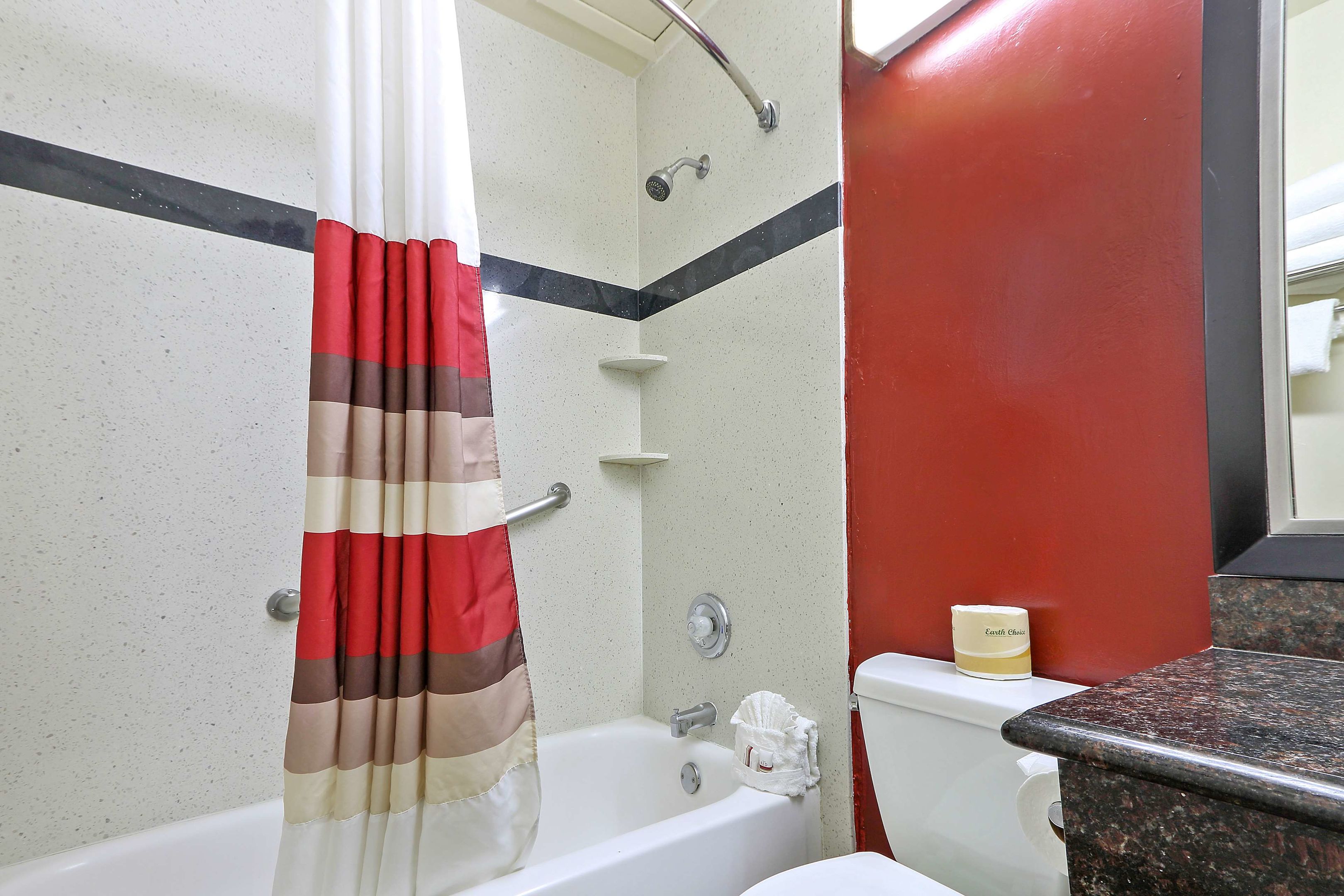 red roof inn and suites monterey