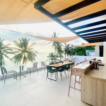 V Boutique Hotel Boracay,,3 star