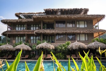 tam coc oasis resort and spa