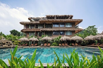 tam coc oasis resort and spa