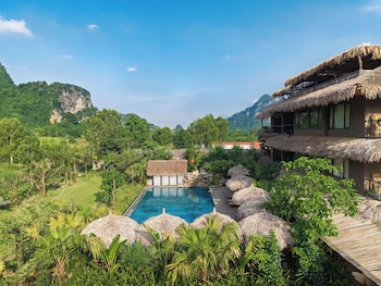 tam coc oasis resort and spa