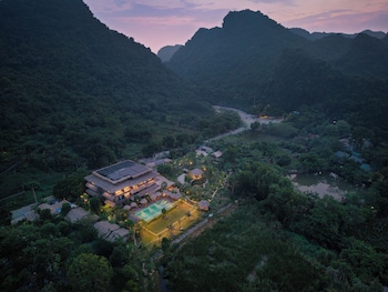 tam coc oasis resort and spa