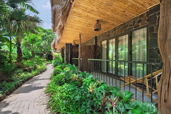 tam coc oasis resort and spa