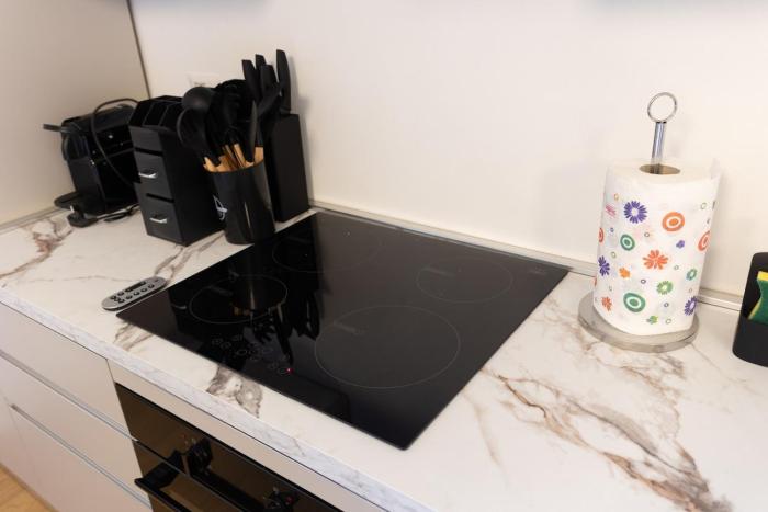 modern 2br 2ba metro access 12min duomo