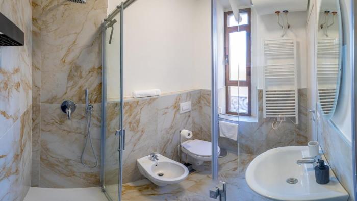 modern 2br 2ba metro access 12min duomo