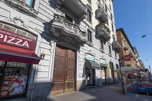 modern 2br 2ba metro access 12min duomo