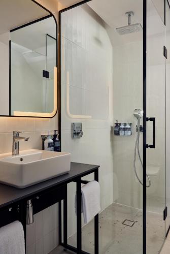 grea iras apartments