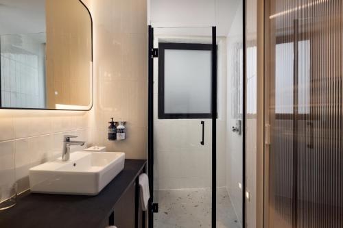 grea iras apartments