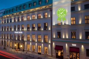 Titanic Gendarmenmarkt Berlin,Eichwalde>>Berlin,5 star