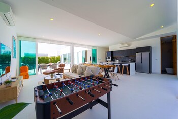modern 4 bed private pool villa kh b6