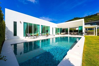 modern 4 bed private pool villa kh b6