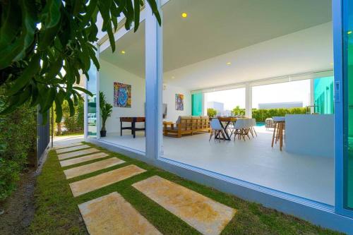 modern 4 bed private pool villa kh b6