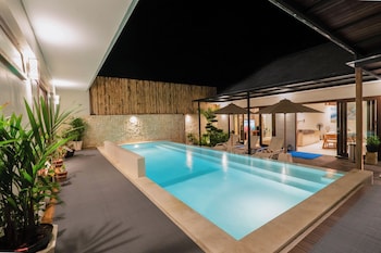 hazel villa jimbaran