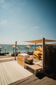 soros beach