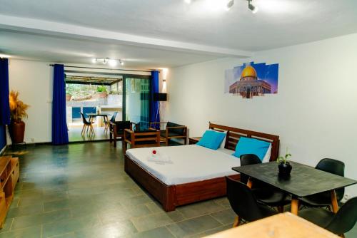 cattleya guest house