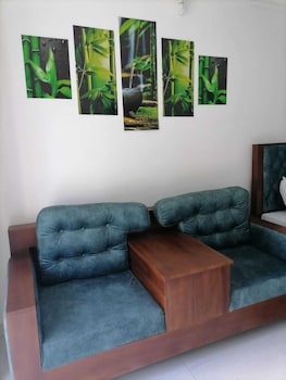 Castile Inn,,3 star