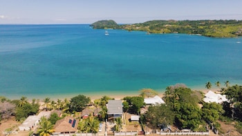 amako beach house