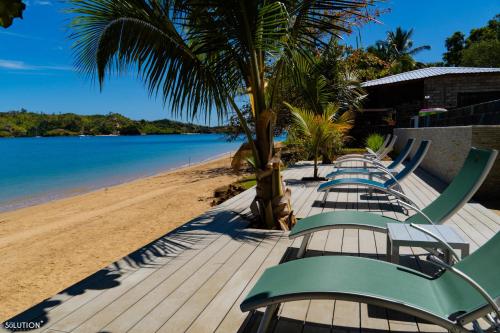 amako beach house