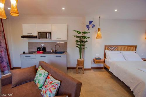 amako beach house