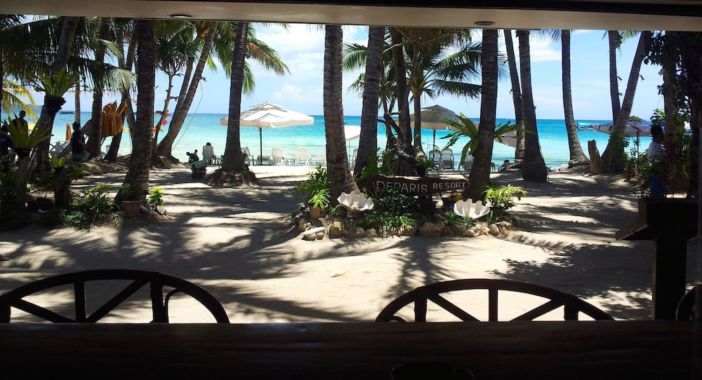 deparis beach resort