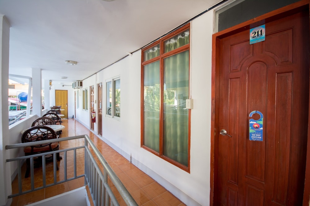 deparis beach resort