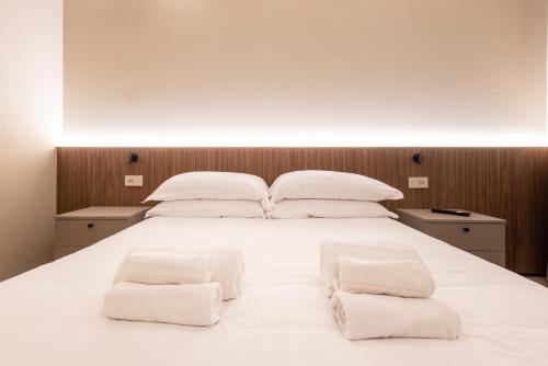 Aima Boutique Rooms,,3 star