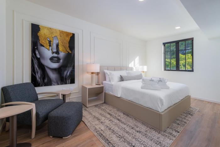 the avenue luxury residences coral gables