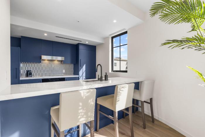 the avenue luxury residences coral gables