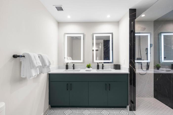 the avenue luxury residences coral gables
