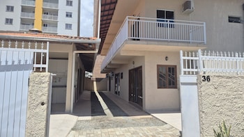 fully equipped houses in a condominium with a pool 110m from the beach onis