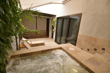 colonial loft in cartagena old town