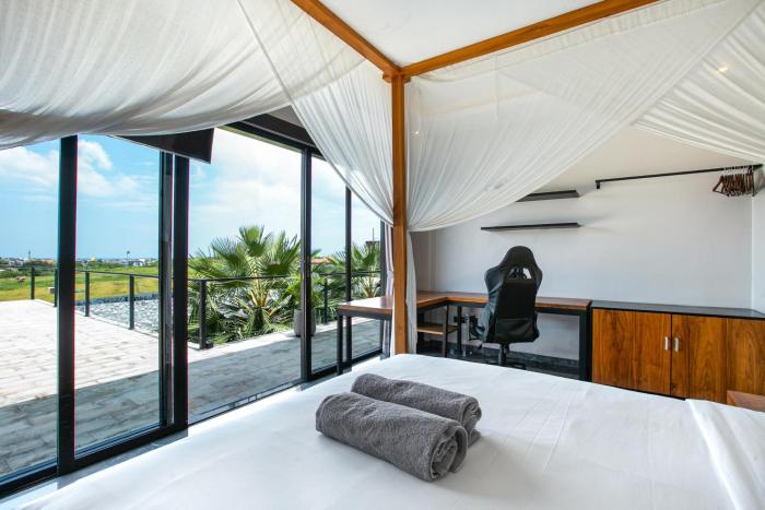 villa mj modern 4br with pool and rooftop